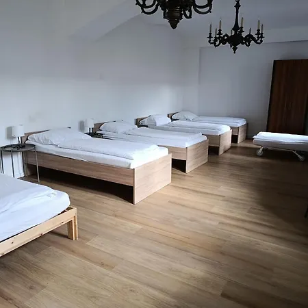 Am Campus Kremže